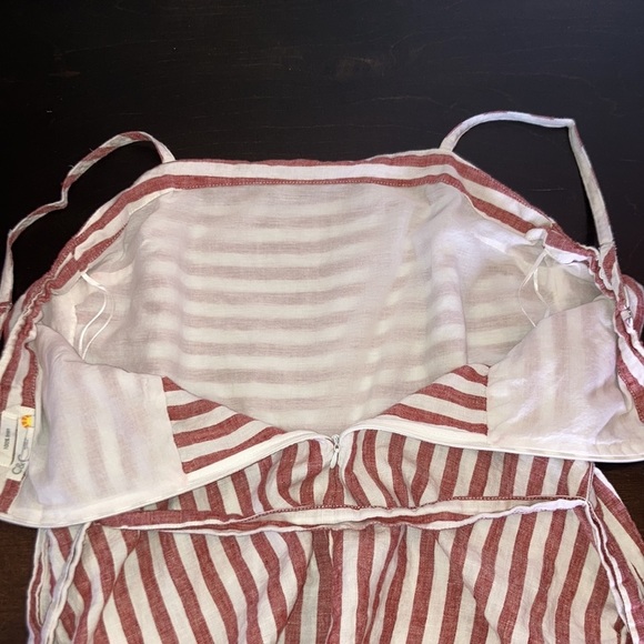 C&C California red and white 100% linen romper sz 8 EUC costal grandma - Picture 6 of 13